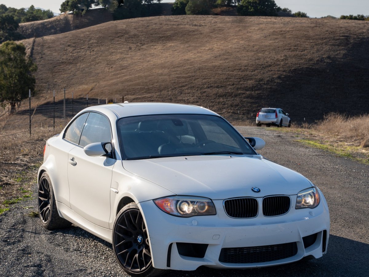 Comparison: 2011 BMW 1M vs 2014 Cadillac CTS-V is Apples to&nbsp;Oranges