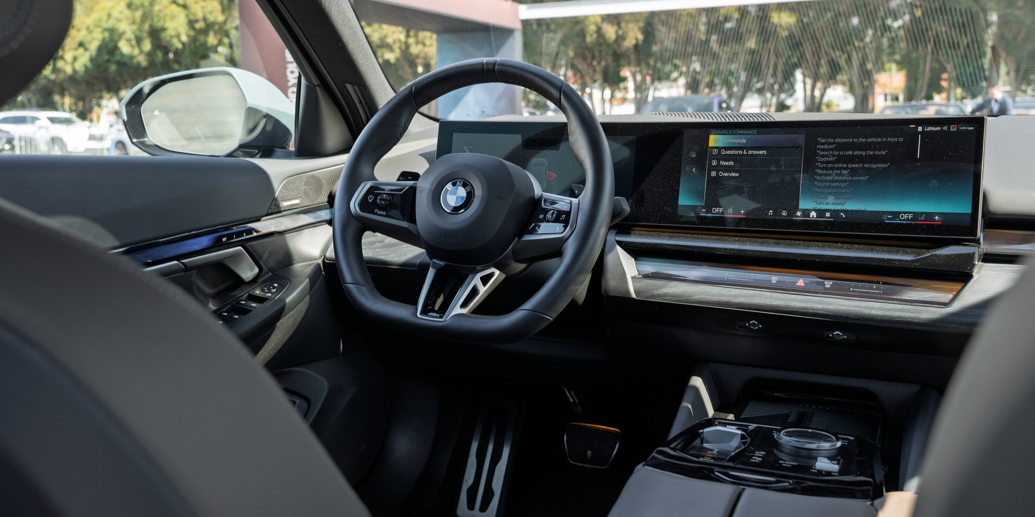 2024 BMW 540i interior