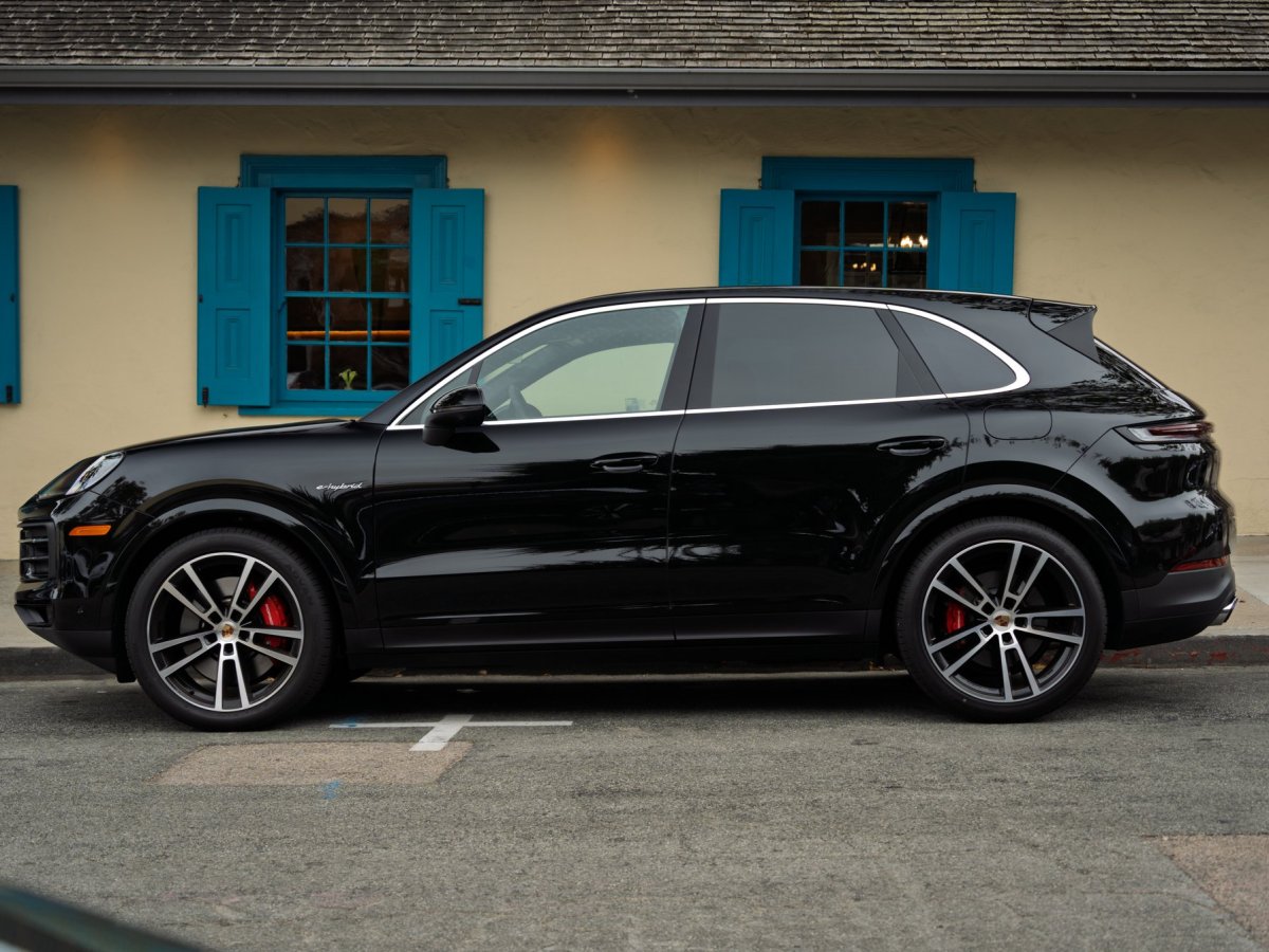 Test Drive: 2025 Porsche Cayenne S E-Hybrid is the Driver’s&nbsp;Daily